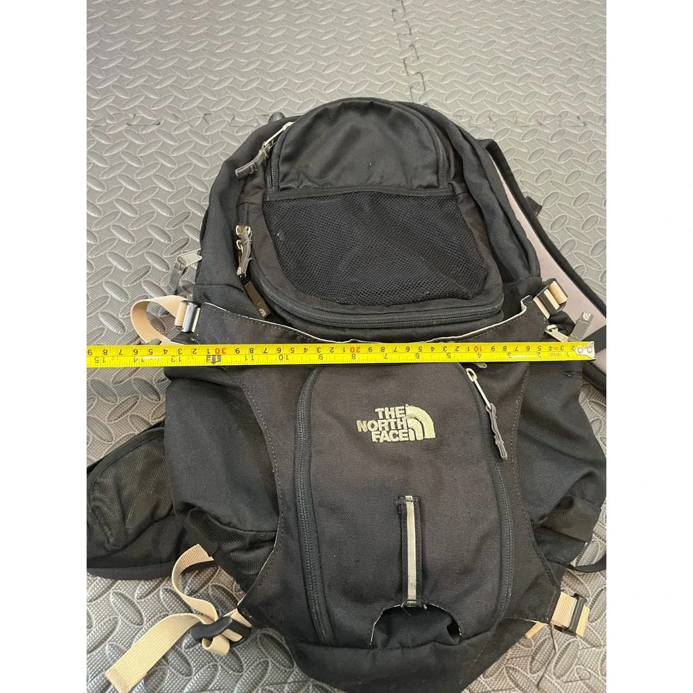 Vintage The North Face Backpack Unisex OS Black Hiking Outdoor Daypack Bag